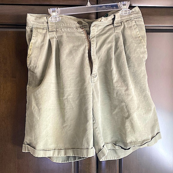 Vintage pleated Bermuda shorts with side pockets - Picture 1 of 8
